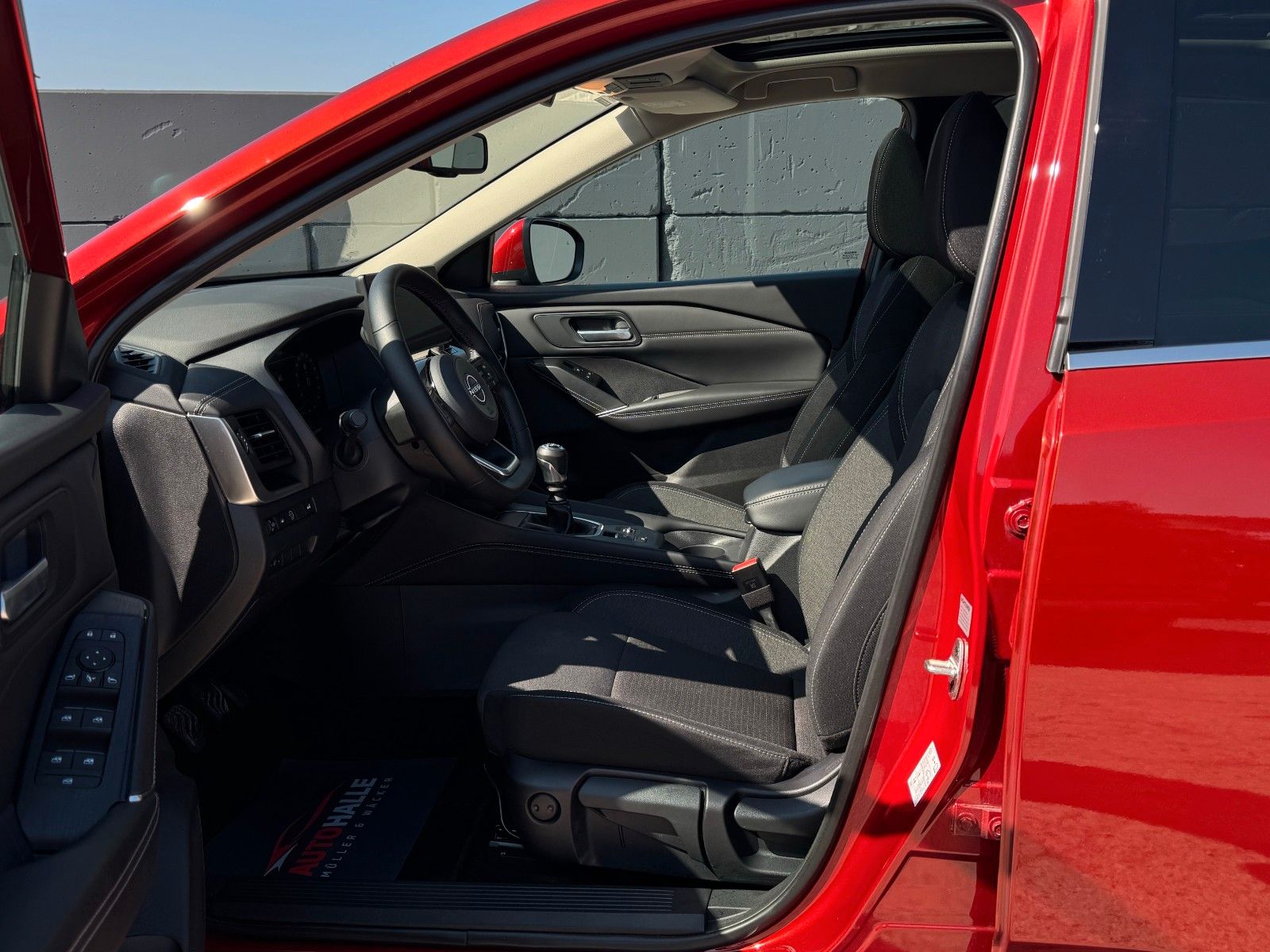 Fahrzeugabbildung Nissan Qashqai 1.3 DIG-T MHEV N-Connecta Pano 360° ACC