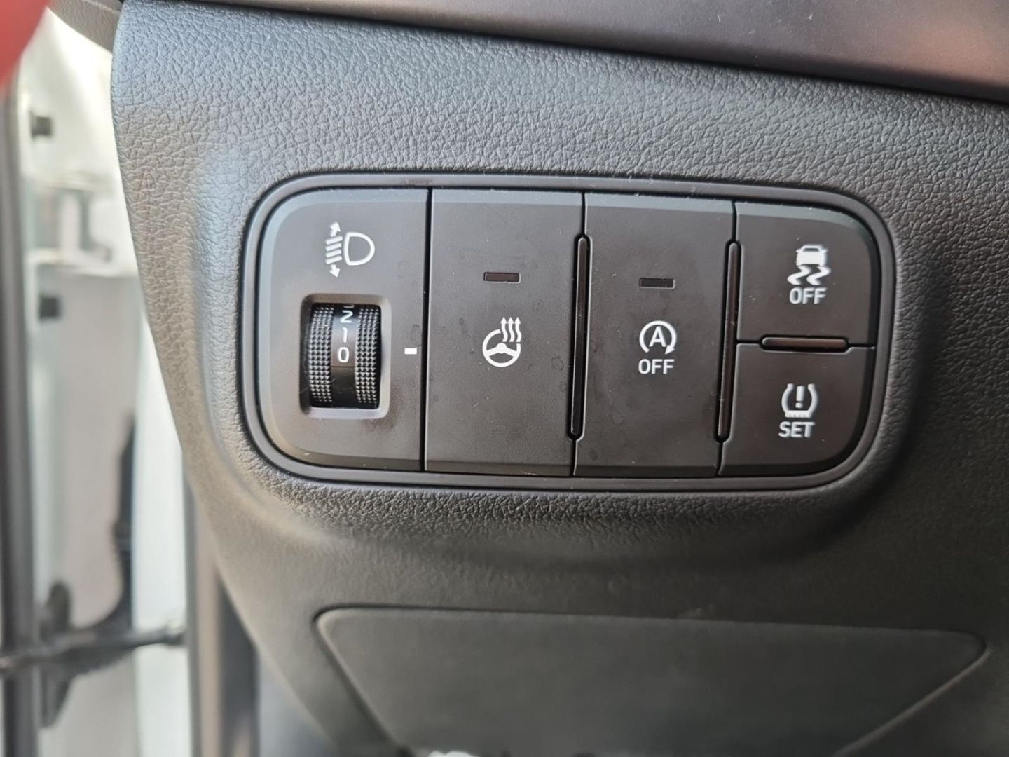 Fahrzeugabbildung Hyundai BAYON FL (MY26) 1.0 T-GDI (90 PS) 7-DCT 2WD Prim