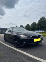 BMW 316i F30 2013 - BMW 316: Limousine, 316i