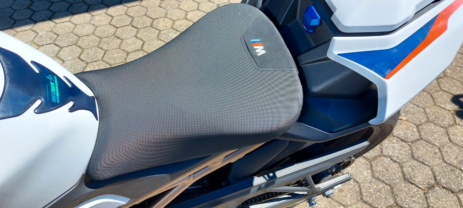Fahrzeugabbildung BMW S 1000 R  Komfort/ Dynamik/ M-Paket 1. Hand
