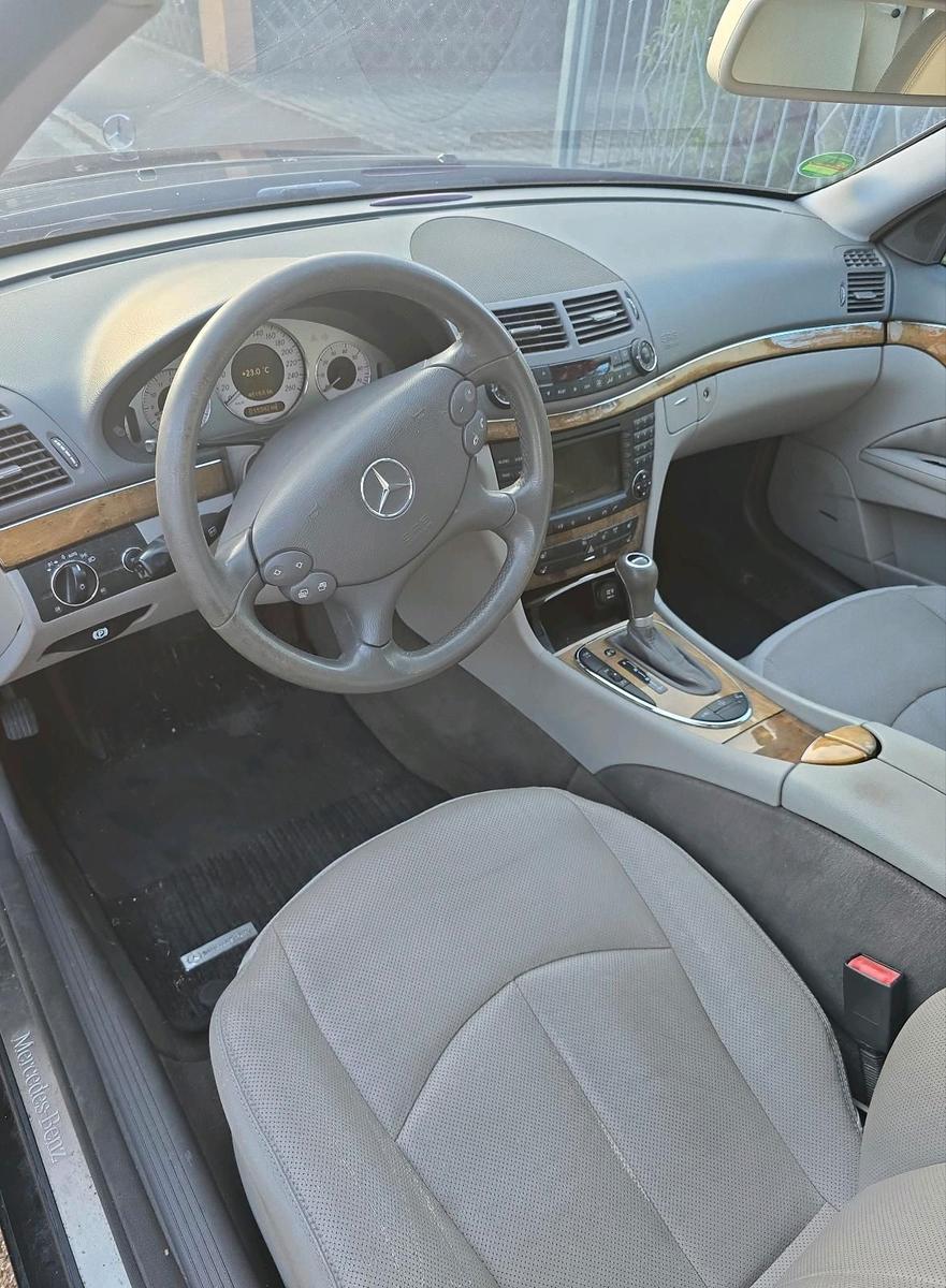 Mercedes-Benz E350 2007 — photo 5