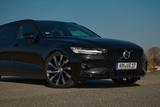 Volvo V60 T8 AWD Geartronic R Design 326 PS  - Volvo V60: Ps