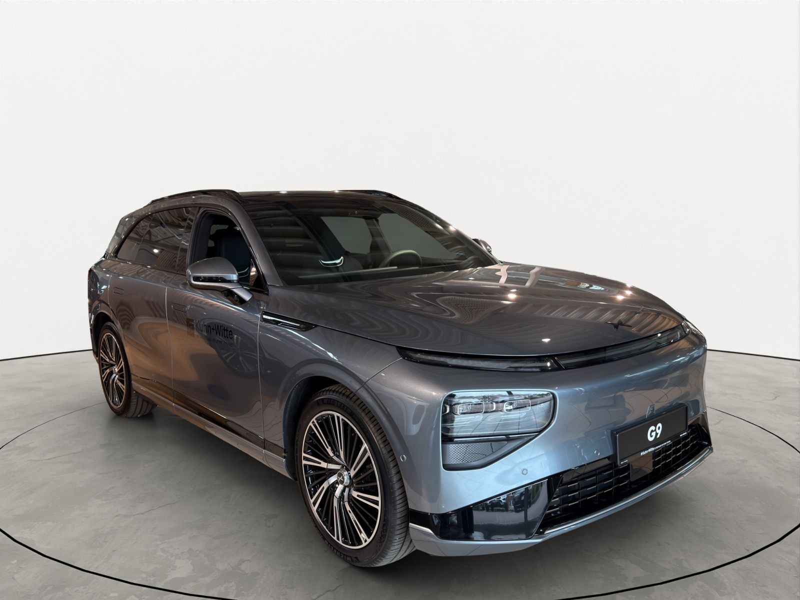 XPENG G9