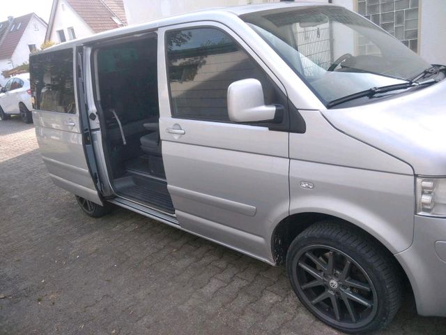 Volkswagen VW Multivan 2,5 TDI Tüv neu!!!  2 Schiebet...