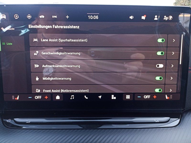Fahrzeugabbildung SKODA Octavia Combi RS 2.0 TSI DSG 19-LM+AHK+NAVI+MATR