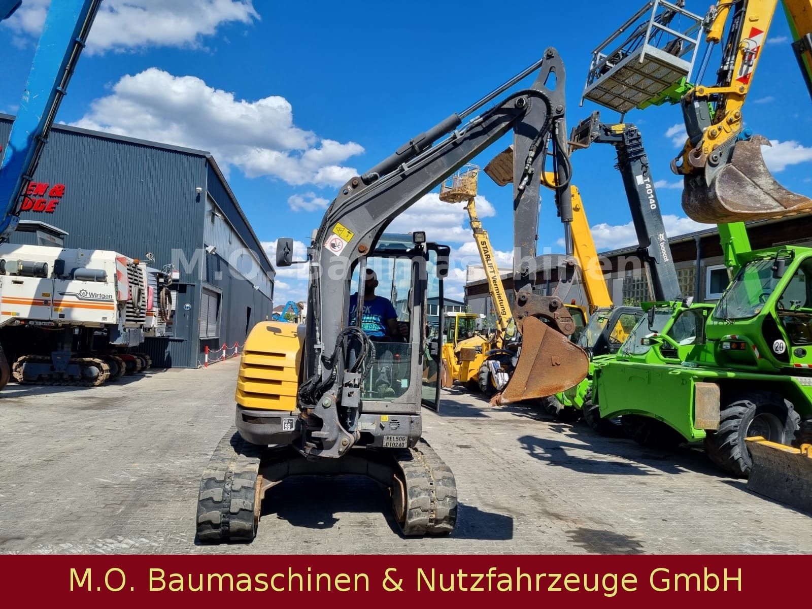 Fahrzeugabbildung Volvo ECR 48C / Hammerleitung
