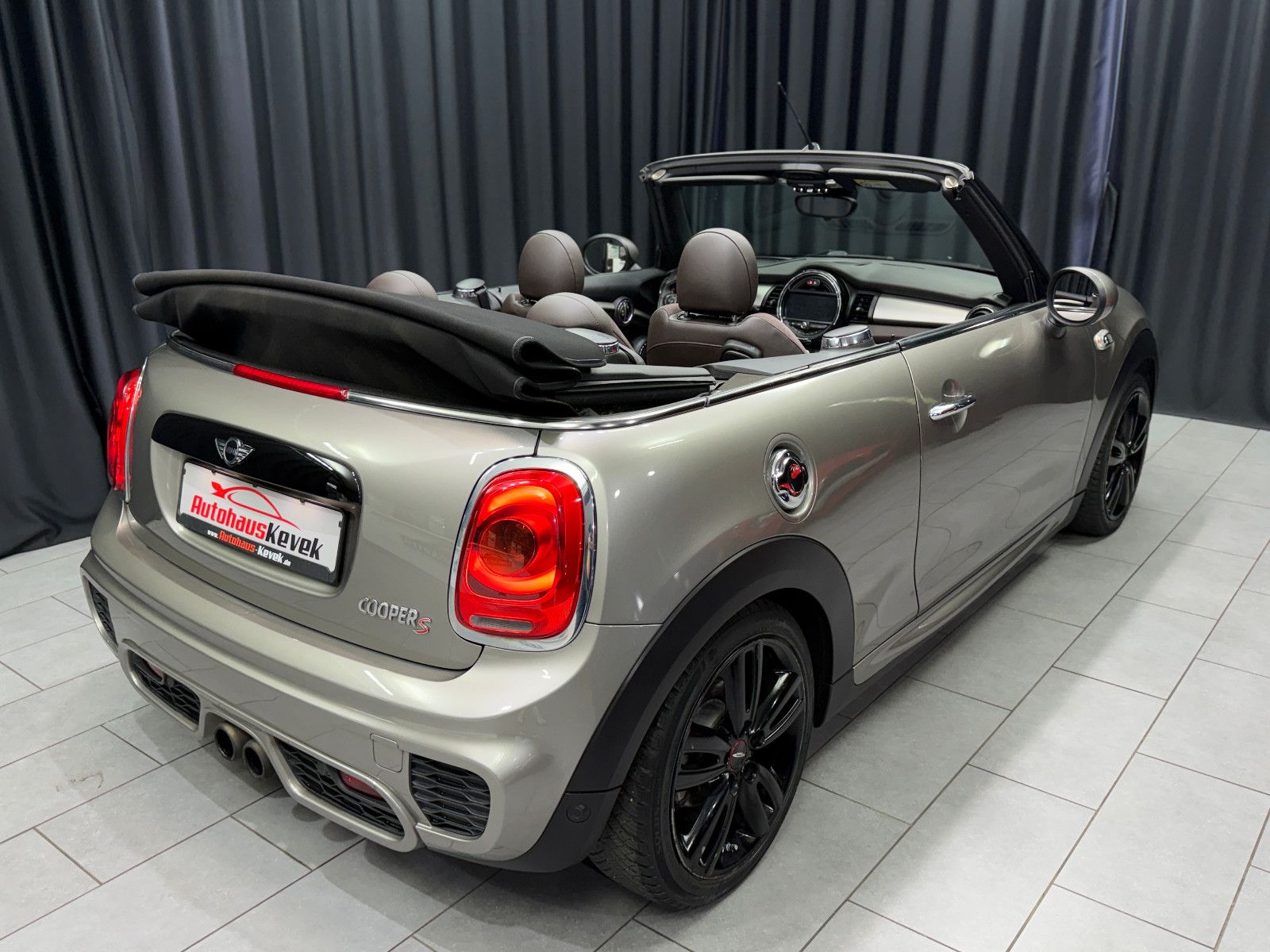 Fahrzeugabbildung MINI Cooper S Cabrio |AUTOMATIK|HuD|RF-KAMERA|LED