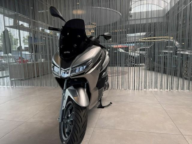Aprilia SXR 50 Instinctive Grey 4 Jahre Garantie SOFORT 
