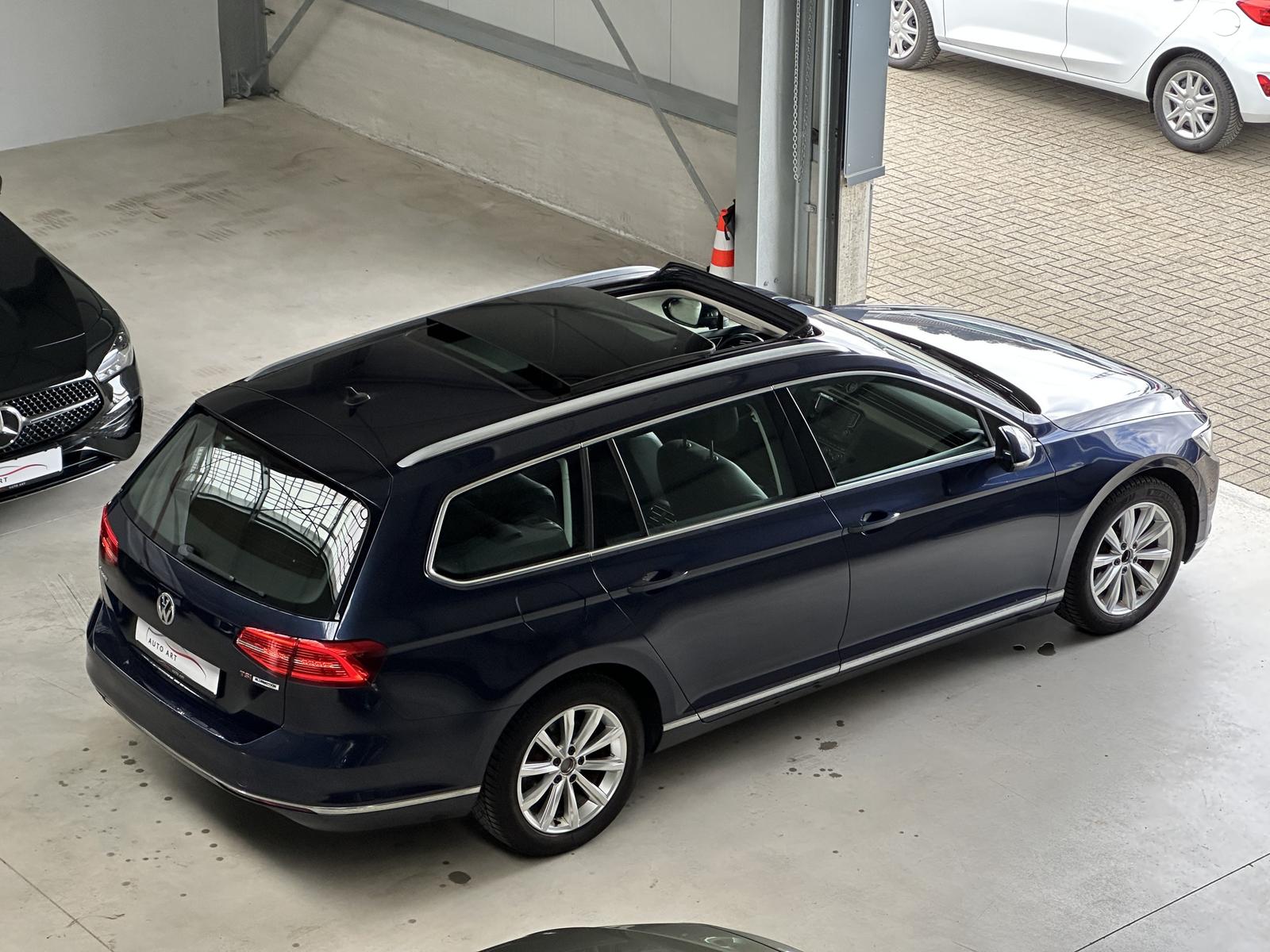 Volkswagen Passat Highline Pano AHK SHZ Navi ACC