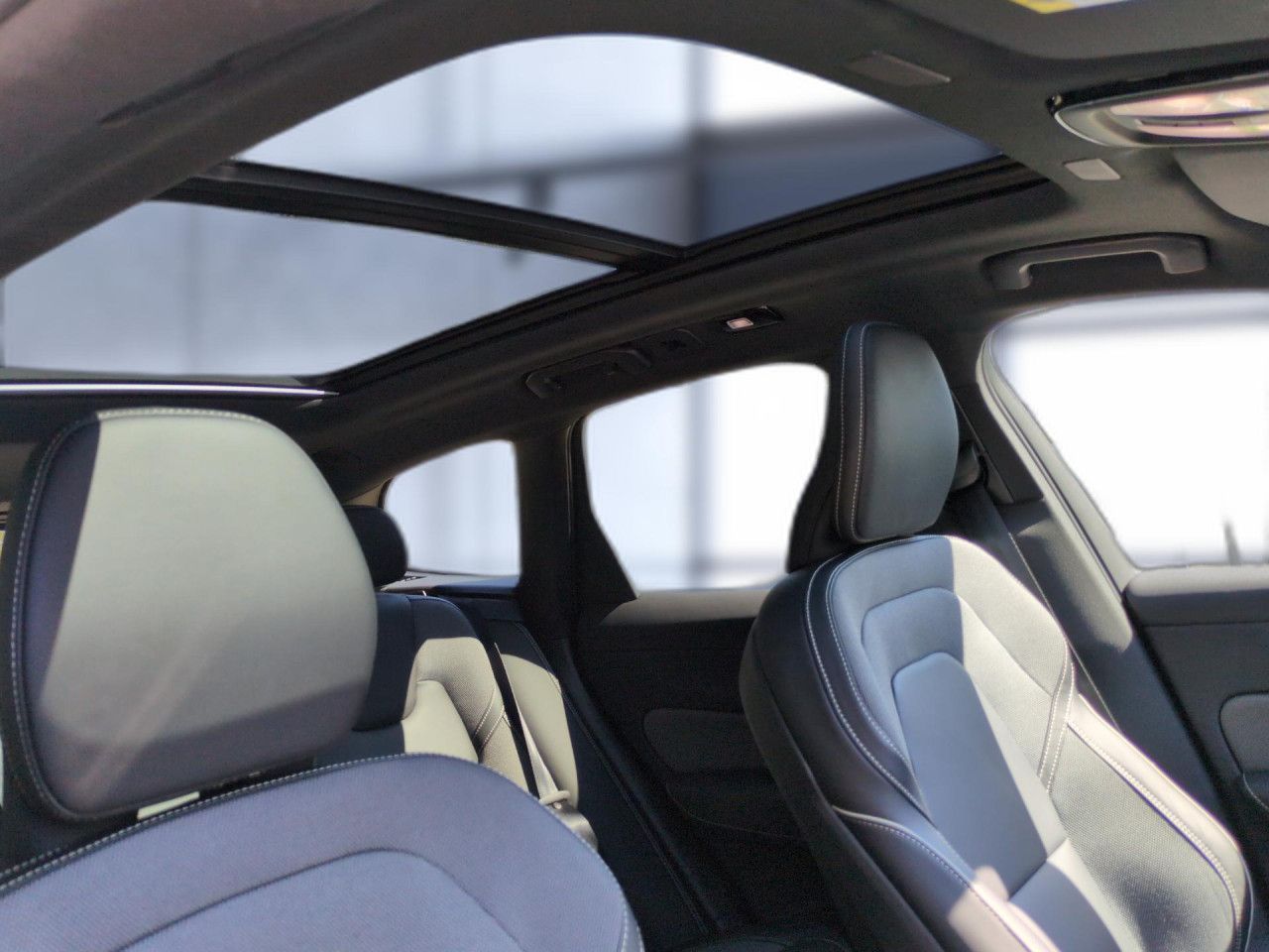 Volvo XC60 - Bild 25