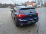 Volkswagen Golf VIII   2.0 TDI SCR 85kW United mit Standh. - : V mit