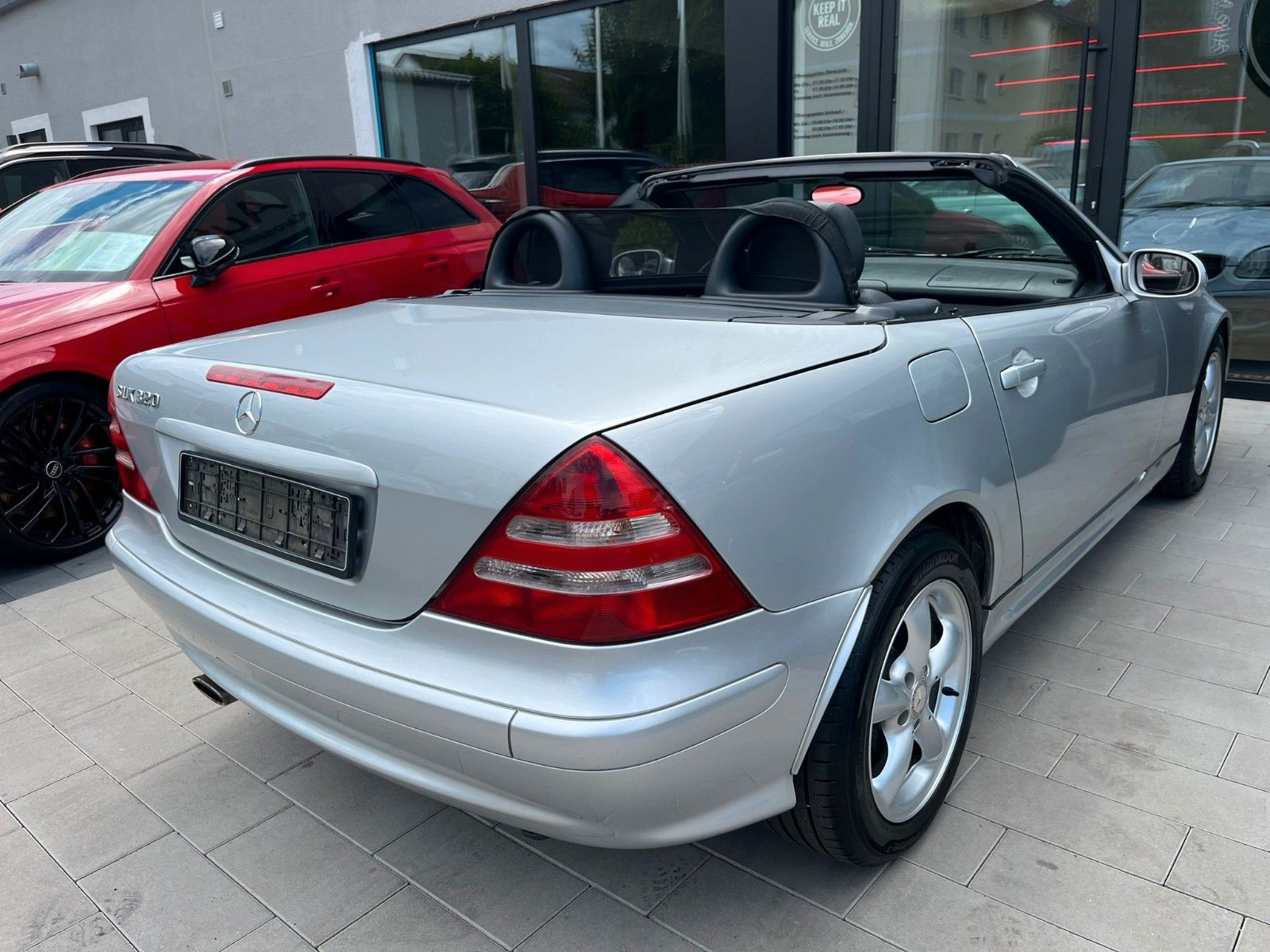 Fahrzeugabbildung Mercedes-Benz SLK 320*1.Hand*Holz*HU07/2027*Scheckheftgepflegt