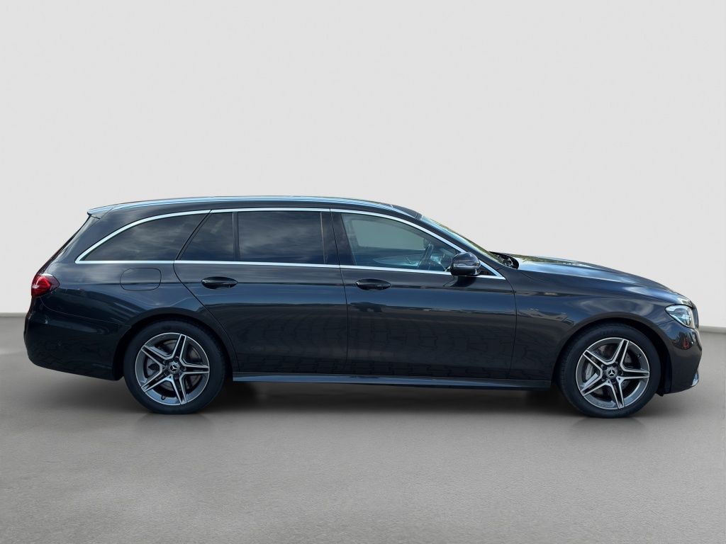 Fahrzeugabbildung Mercedes-Benz E 300 de T AMG*PANO-SD*AHZV*HUD*DISTR*BURMESTER*