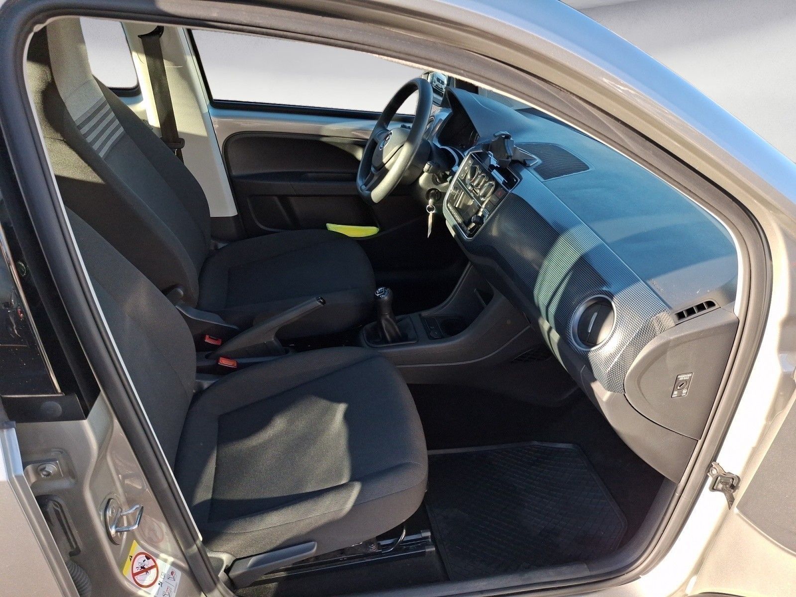 Volkswagen up! - Bild 9