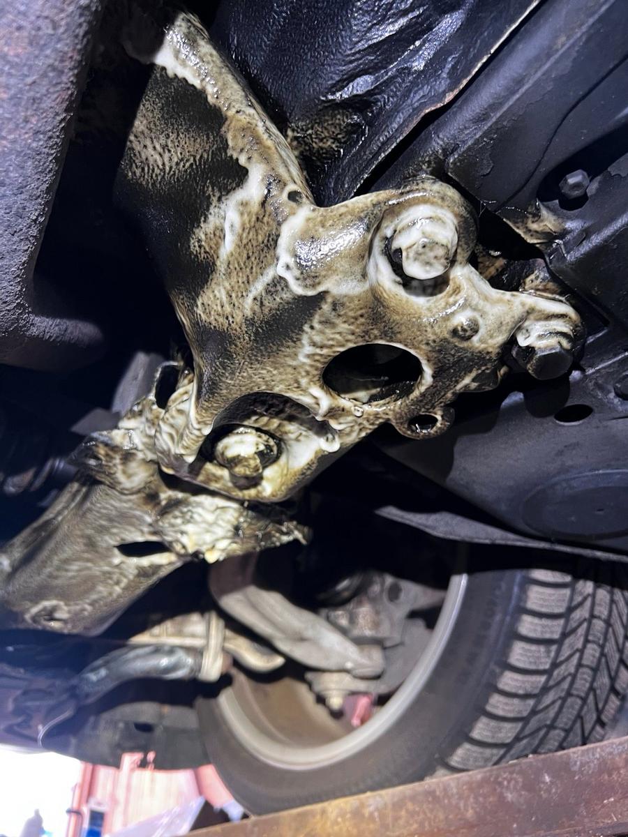 Audi A4 2004 — photo 13