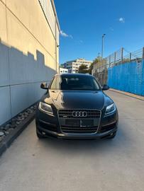 صورة 1 لـ 2006 AUDI Q7