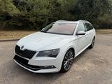 Skoda Superb Combi L&K 4x4 2.0 TSI AHK + Standheiz... - Skoda Gebrauchtwagen in Heidelberg