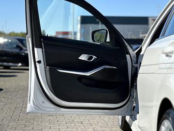 2021 Alpina B3 photo 8