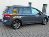 Volkswagen Touran 1.5 TSI DSG Limited (AHK,7-S,el.Heckkl.) - Volkswagen Touran Tageszulassungen