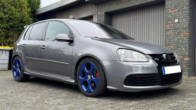 Volkswagen Golf 2.0 T-FSI DSG GTI GTI united-grey 