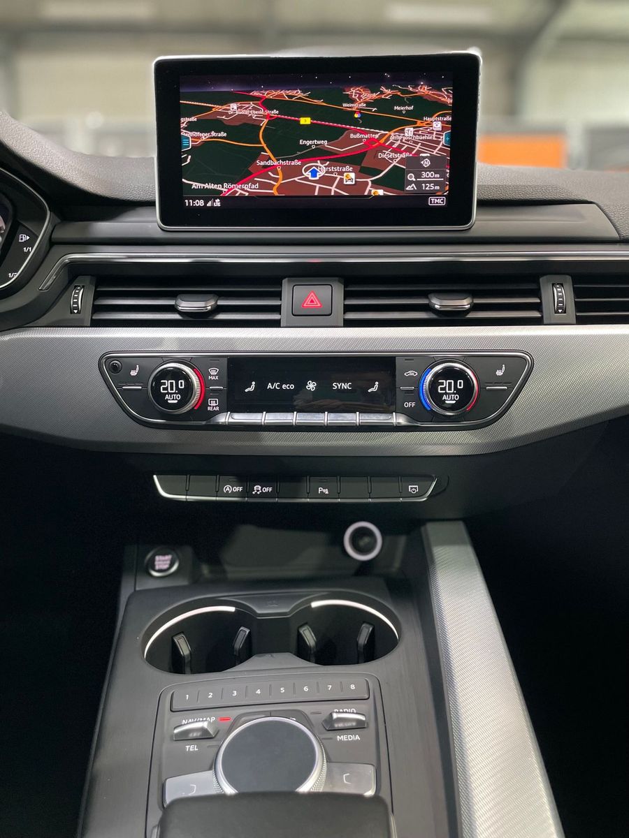 Fahrzeugabbildung Audi A4 S-Line sport#Xenon#Virtual#Tempo#Sound