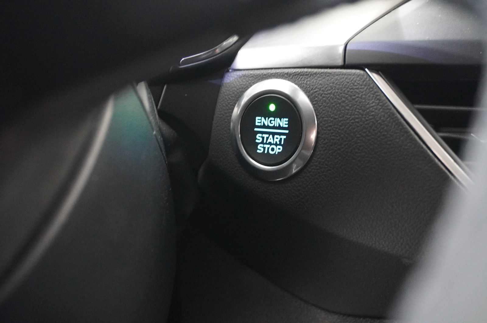 Fahrzeugabbildung Ford Focus Turnier 1.5D TITANIUM NAVI/LED/KAMERA/DAB+