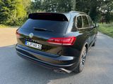 Volkswagen Touareg 3.0 V6 TDI 210kW 4MOTION Tiptronic - - Volkswagen Touareg: 2.0