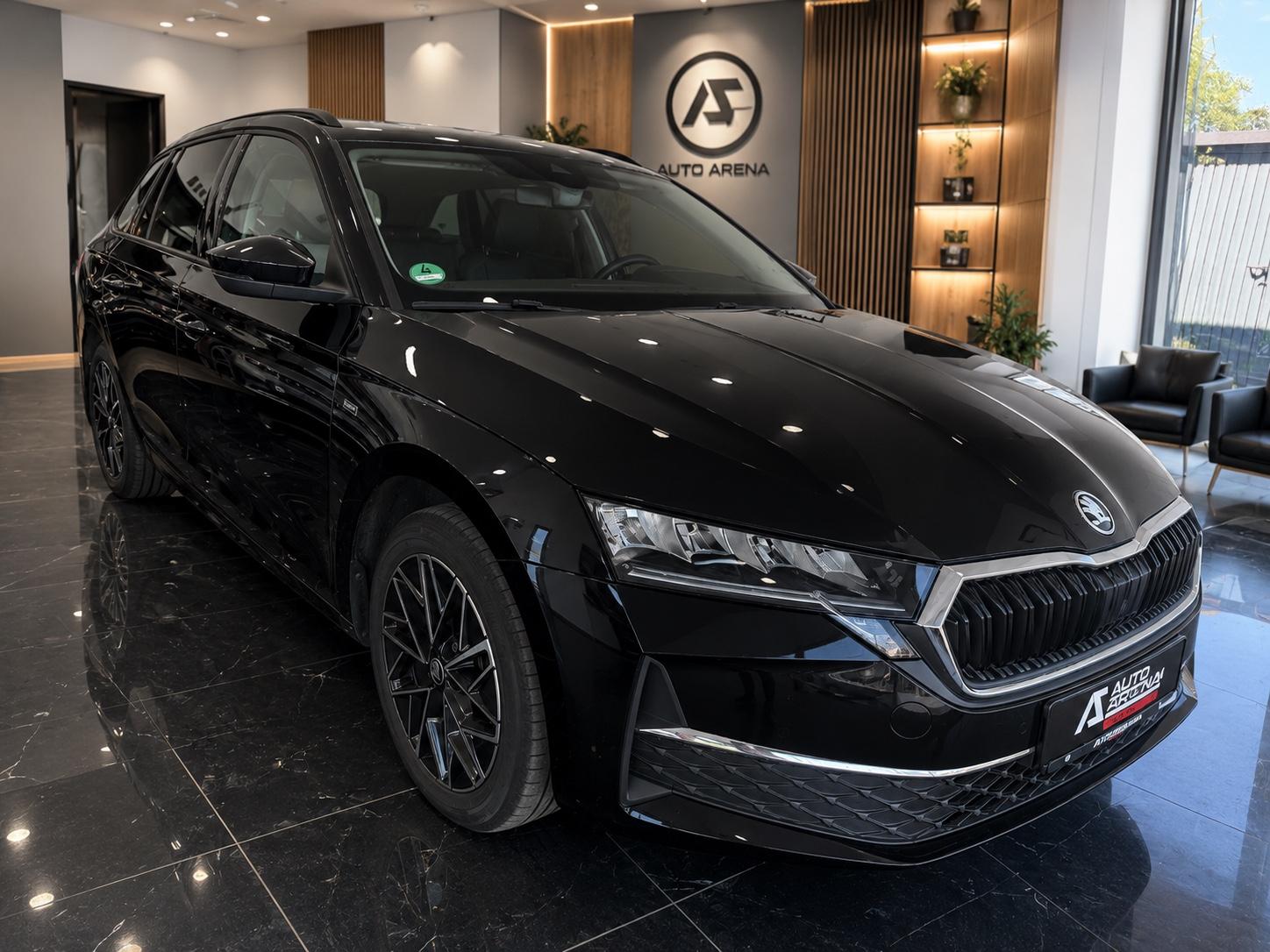 Skoda Octavia Combi Tour 2.0 TDI ACC AHK KAM LED AMB