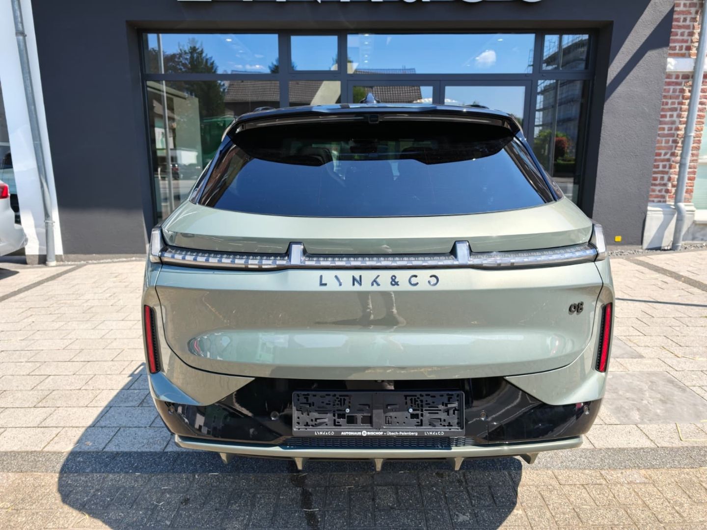 Lynk & Co 08