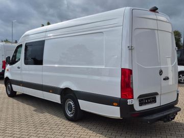Mercedes Sprinter - 11