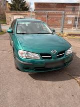 Nissan Almera N16 - Nissan Almera N16 mit Benzin-Antrieb