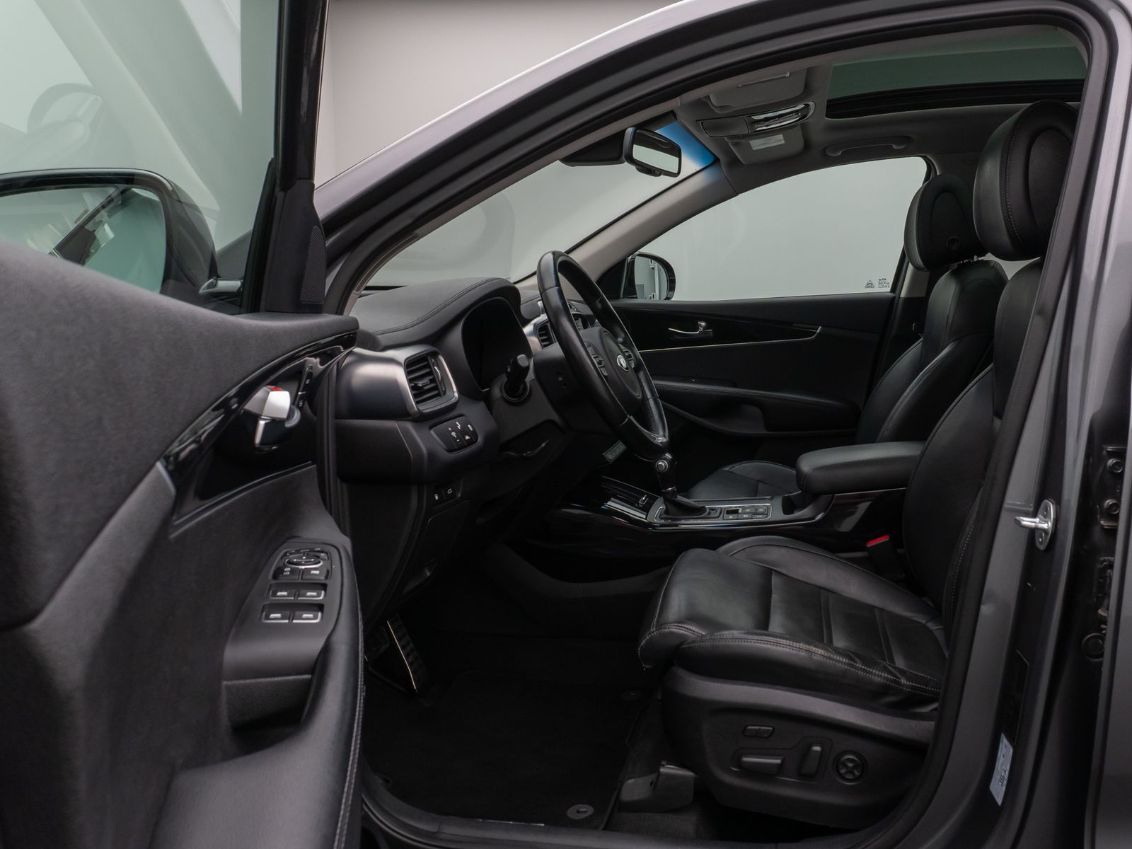 Fahrzeugabbildung Kia Sorento Platinum Edition 4WD AHK ACC 360°8Fach