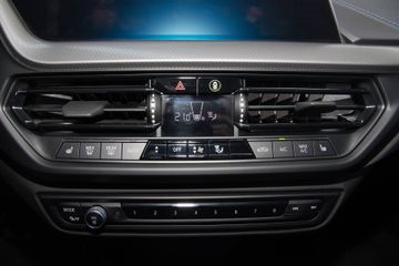 BMW 118 I M SPORT LEDVIRTUALNAVI