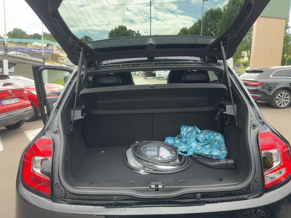 Fahrzeugabbildung Renault Twingo E-TECH 100% el. VIBES GJR, Faltdach el.