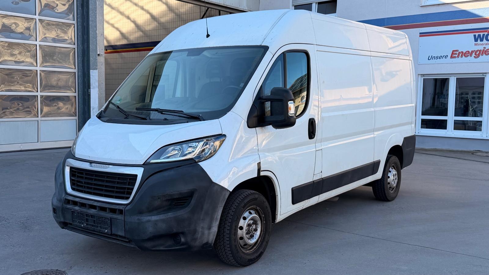 Peugeot Boxer Kasten Hochraum 333 L2H2 Pro BlueHDi 130