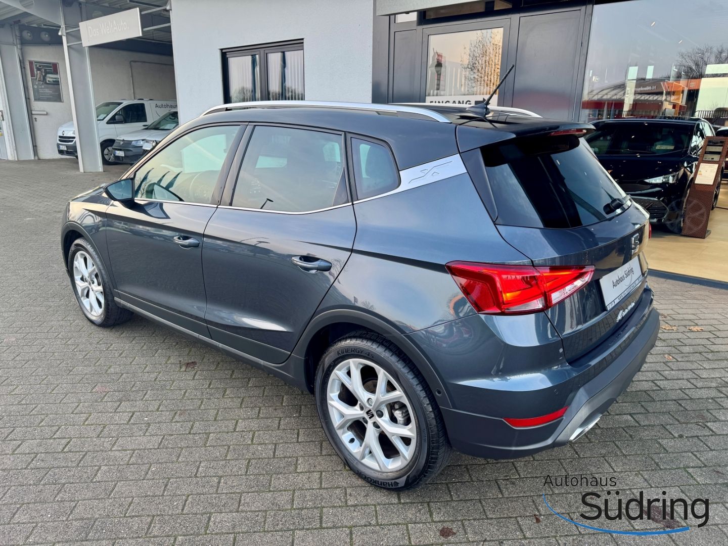 Arona 1.5 TSI FR DSG AHK Navi ACC Rückfahrk.