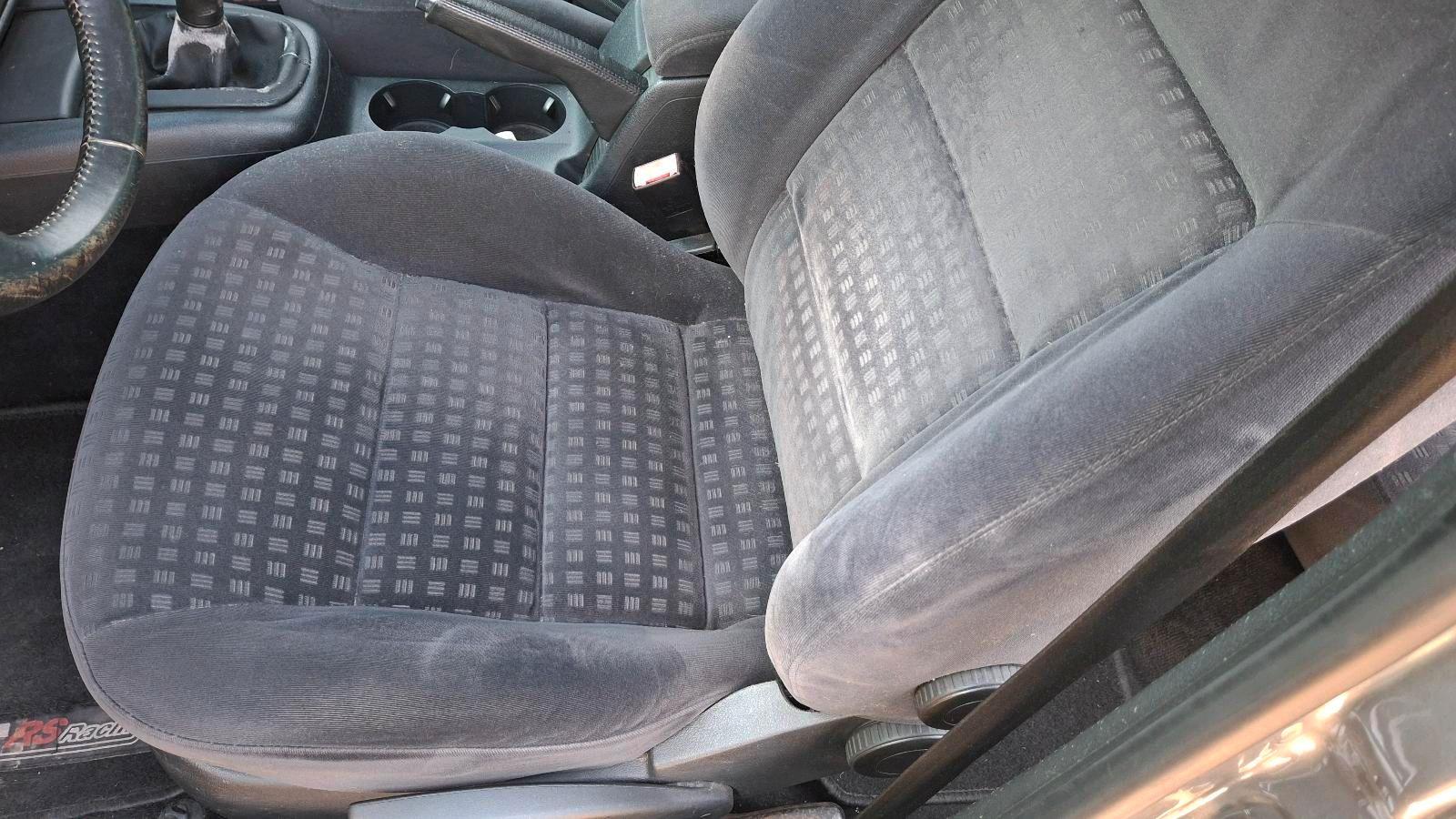 Volkswagen Golf 2004 — photo 7