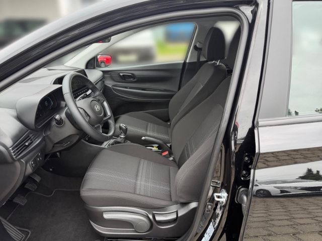 Fahrzeugabbildung Hyundai i20 FL (MY25) 1.0 T-GDI 100 PS Select Funktionsp