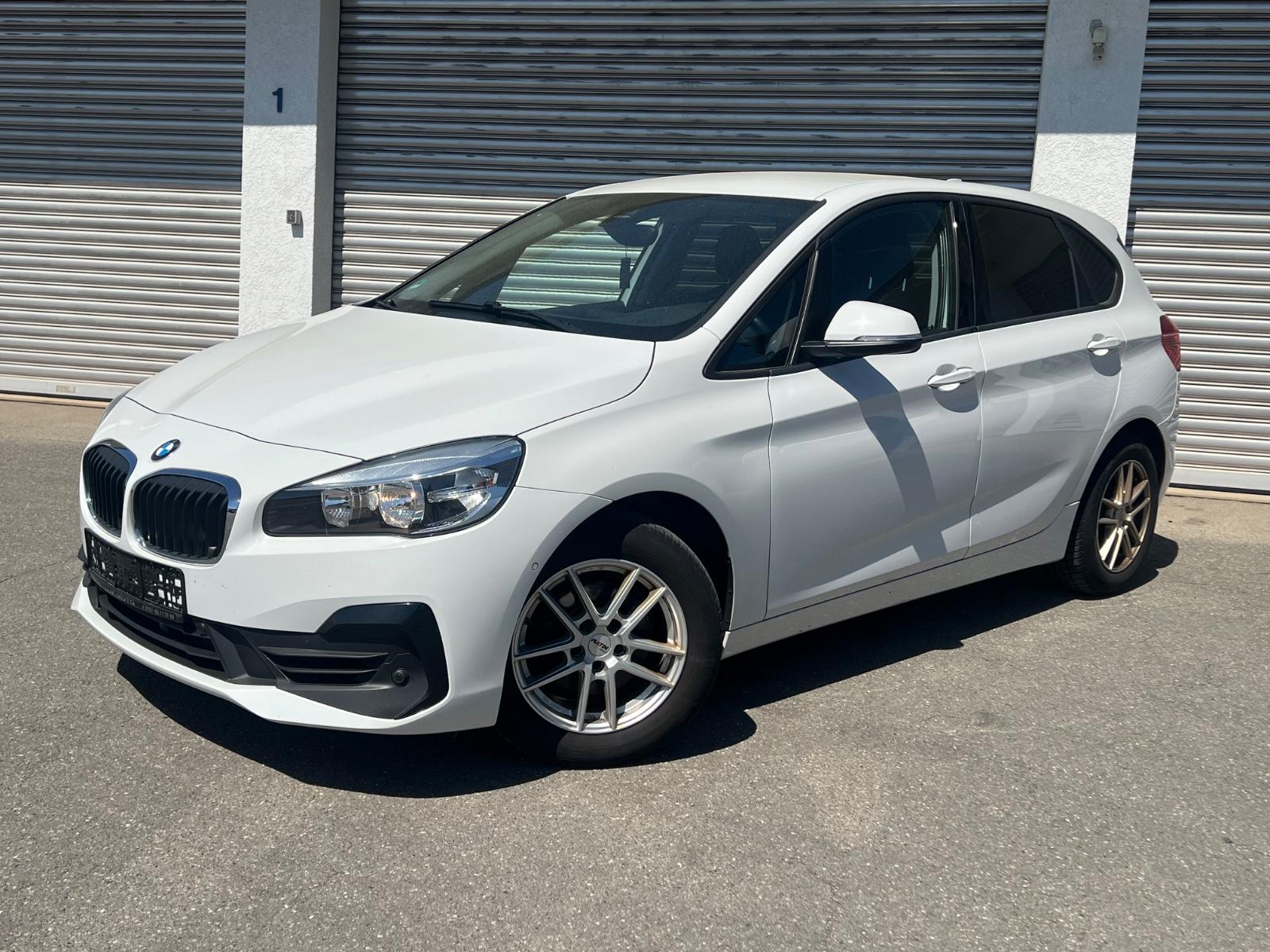 BMW 218 Active Tourer 218i Advantag/Navi/Sitzhzg/Pdc