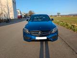 Mercedes-Benz C 300 AMG Line Nachtpaket Autom. - blaue Mercedes-Benz C 300