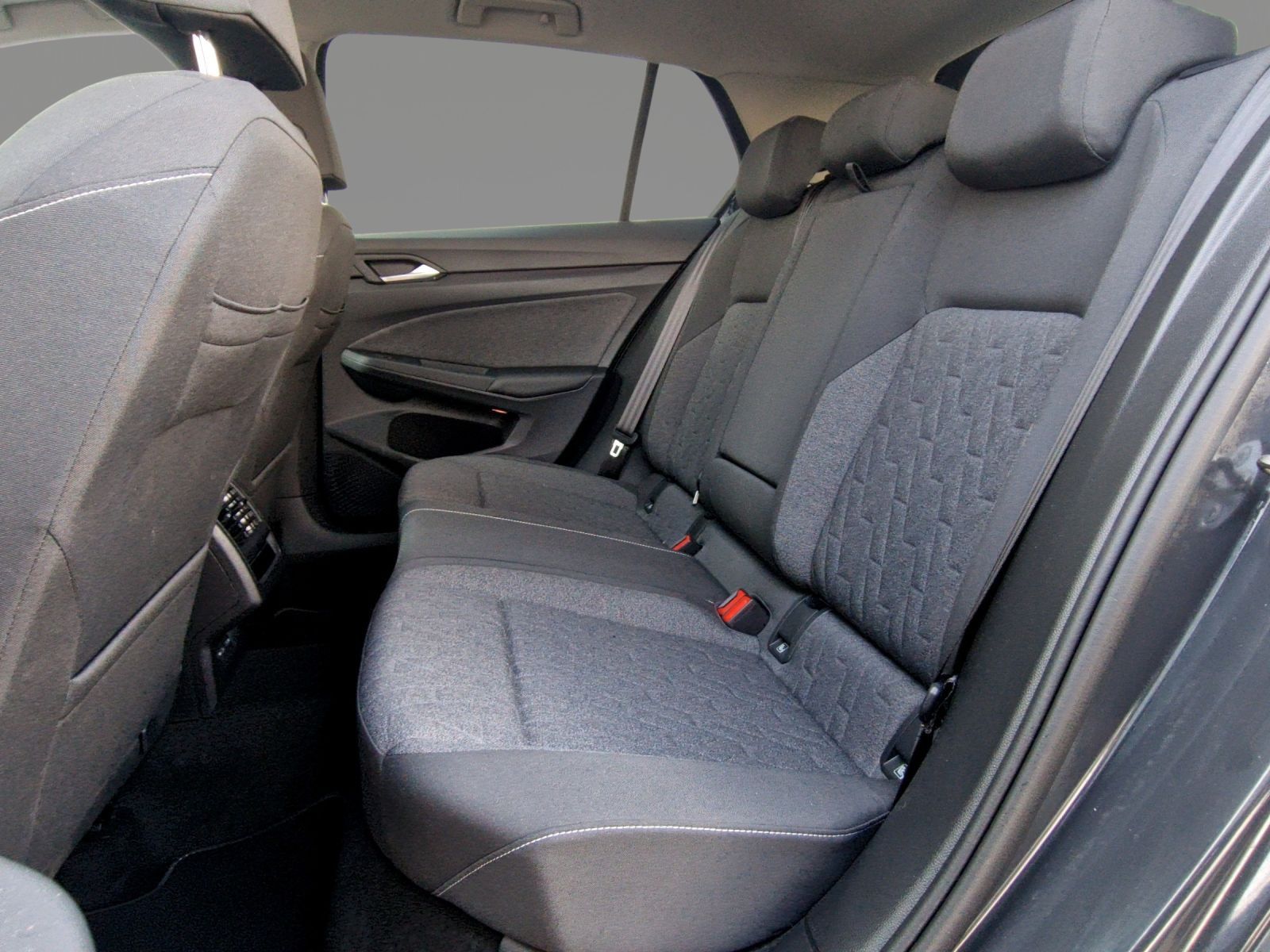 Volkswagen Golf - Bild 8