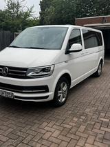 Volkswagen T6 Multivan langer  Radstand 3400mm  - Volkswagen T6 Multivan: Behindertengerecht