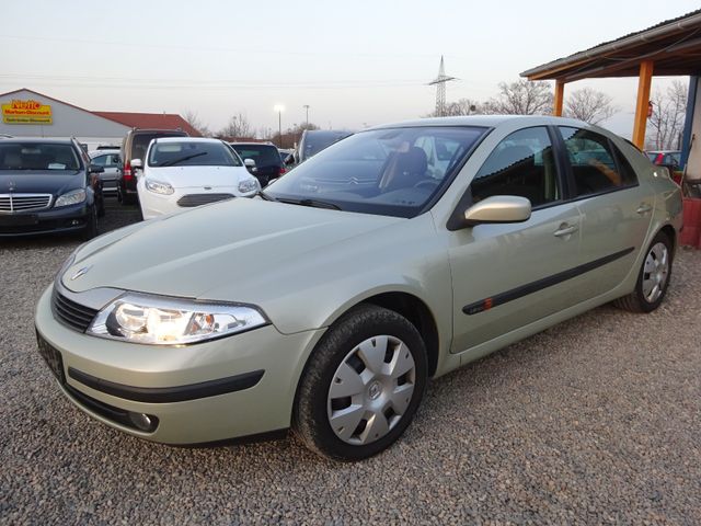 Renault Laguna 1.8 Emotion