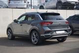 Volkswagen T-Roc 2.0 TSI 4Motion LED Navi Panorama ACC AHK - mit Benzin-Antrieb: Grau, Müdigkeitswarner