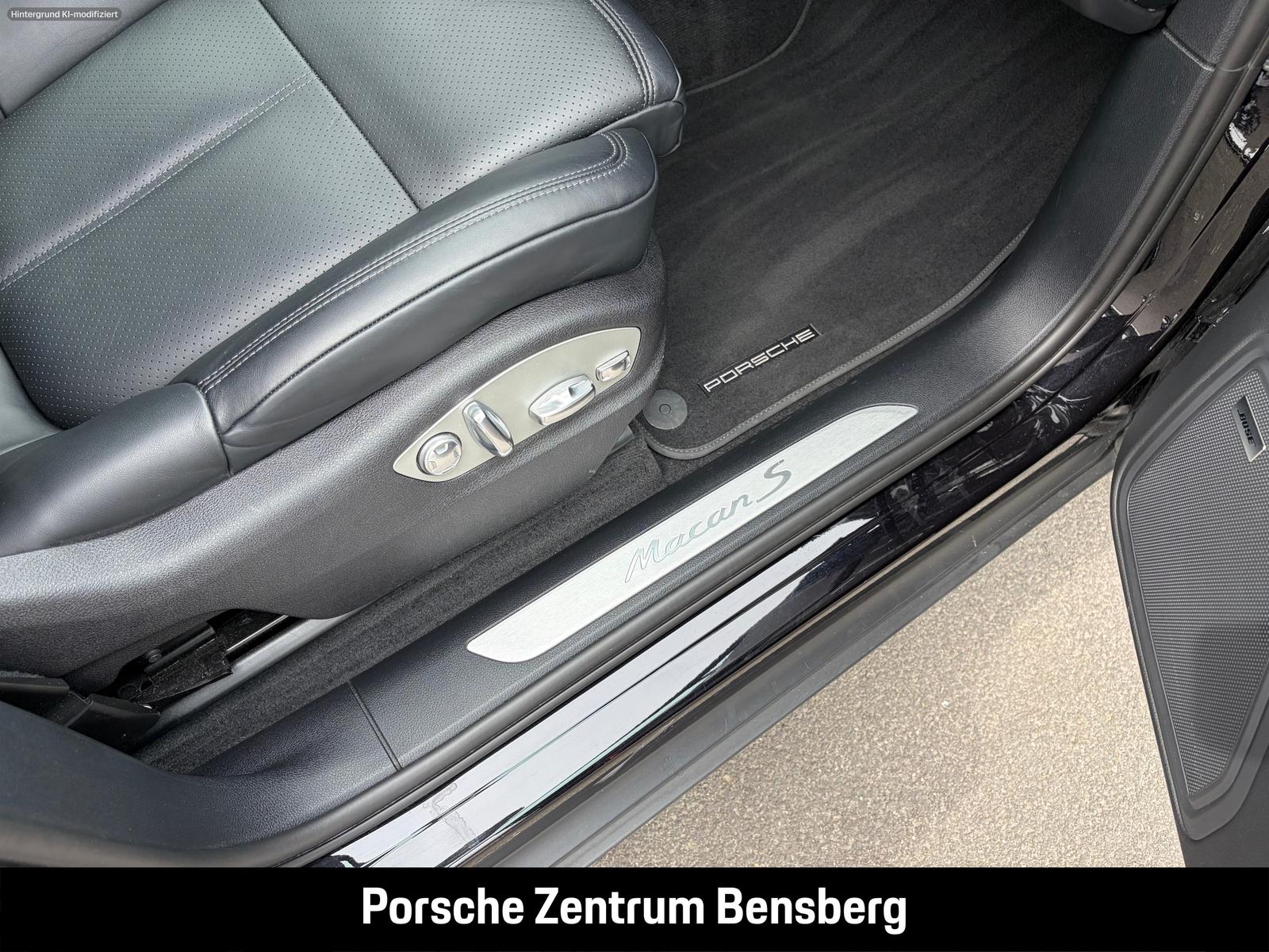 Porsche Macan S