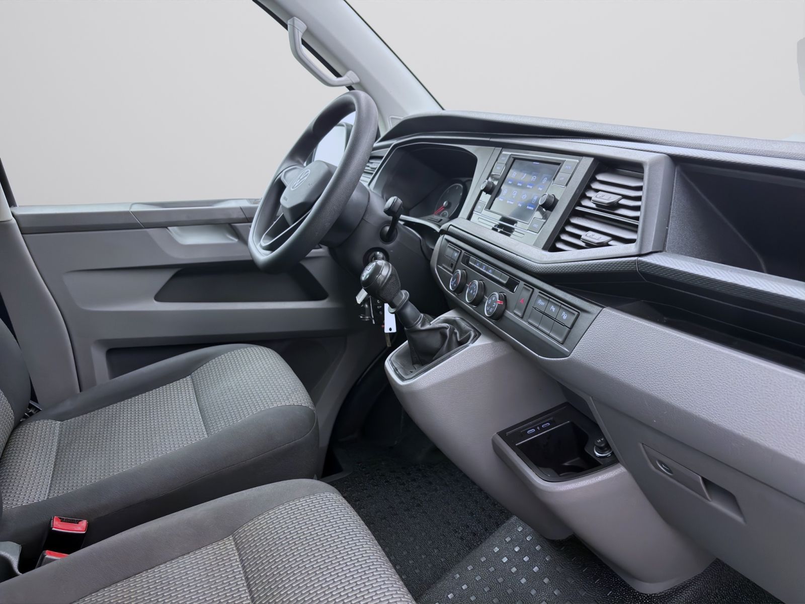 Volkswagen T6 Kombi - Bild 17
