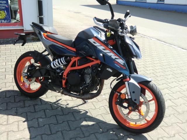 KTM 390 Duke