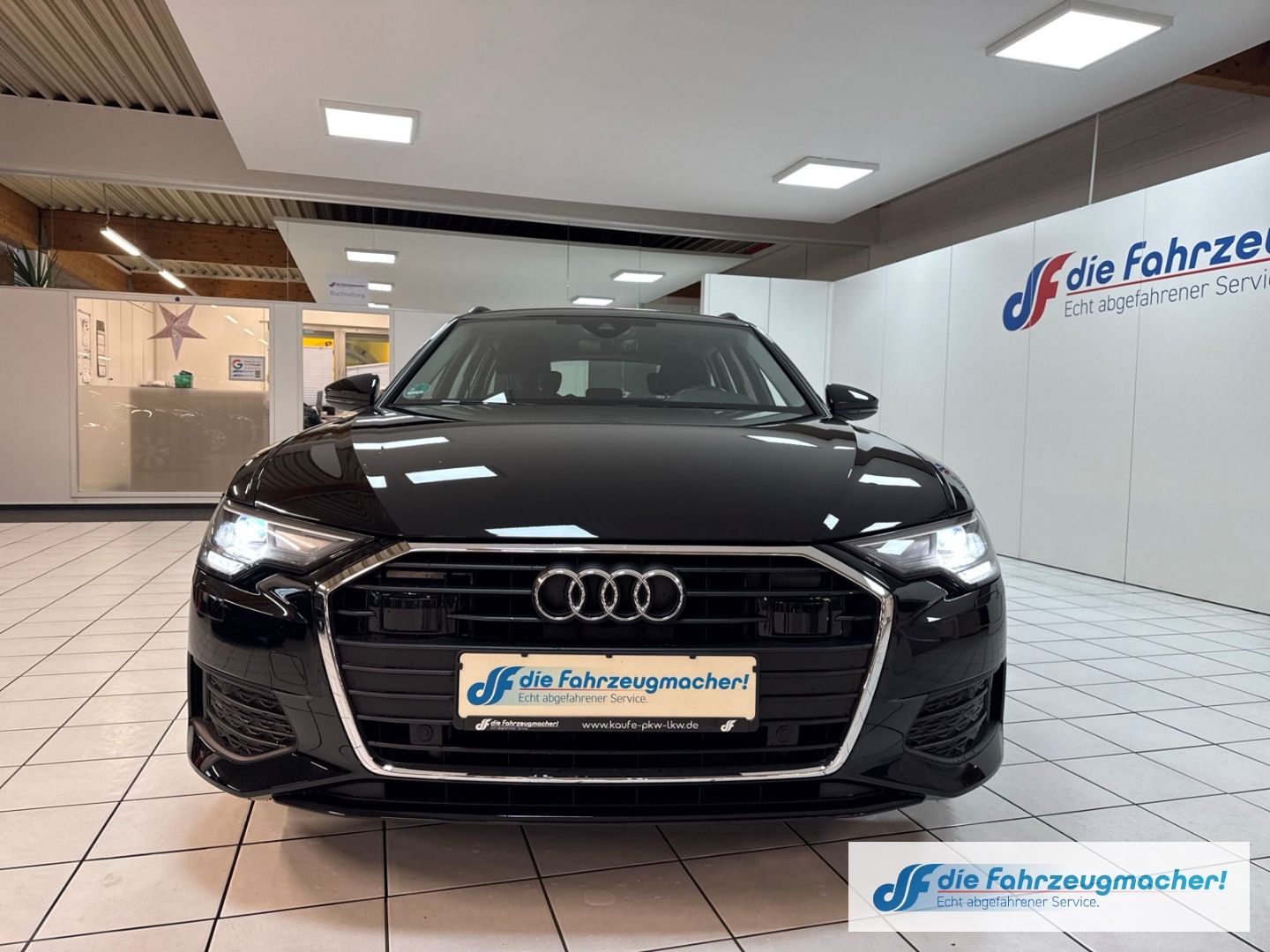 Fahrzeugabbildung Audi A6 Avant 35 TDI Navi LED ACC El. Heckklappe Mehr