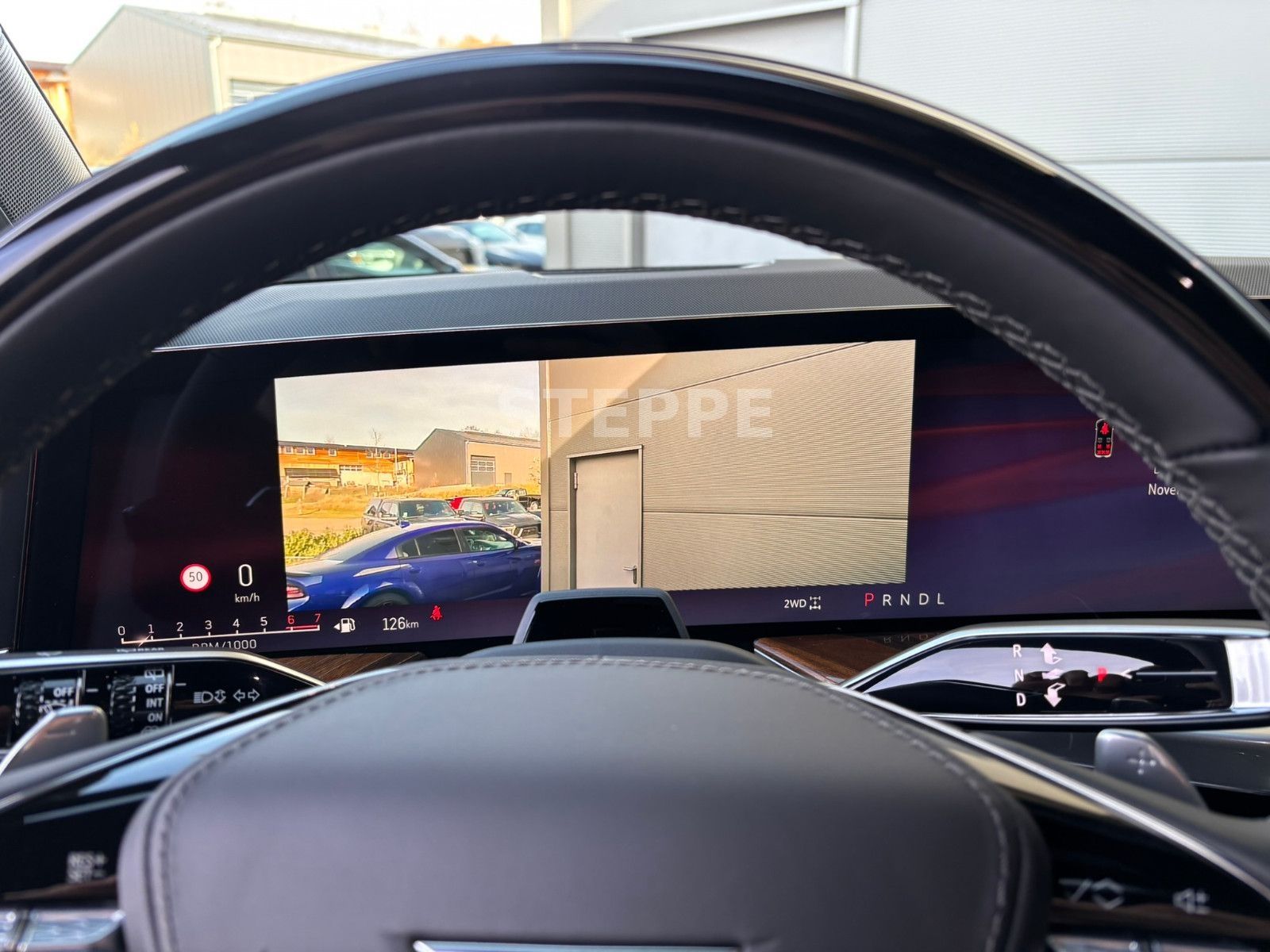 Cadillac Escalade FACELIFT MY26 6.2 V8 ESV Sport Platinum