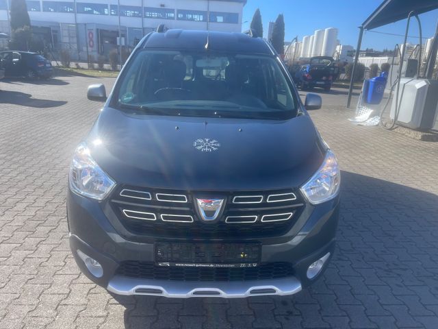 Dacia Dokker Stepway Pro*1.Hand*Navi*RFK*PDC*36TKM!!